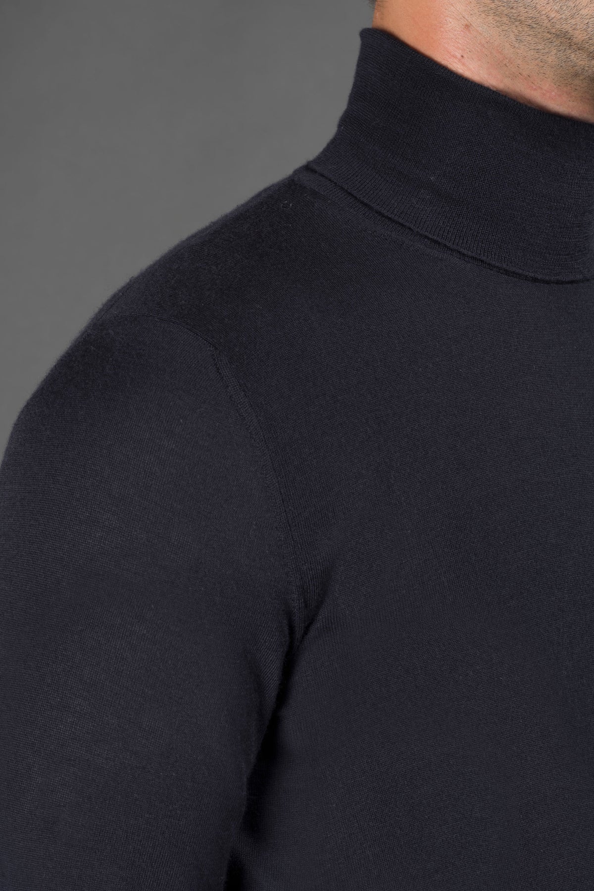 TODI-W18 - NAVY - 4